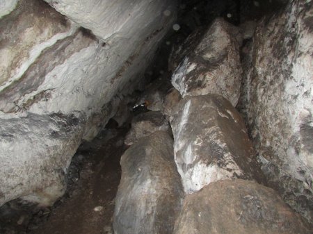 Красноярские следопыты покоряют пещеру