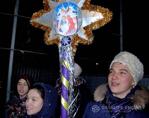 Следопыты Кореновского отделения БПС поздравили жителей города с Рождеством Христовым